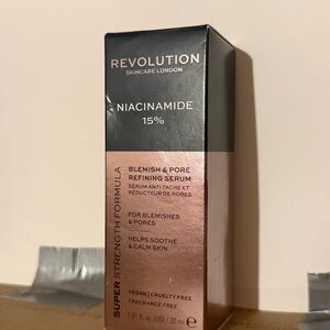 Revolution Niacinamide 15% Skincare Serum